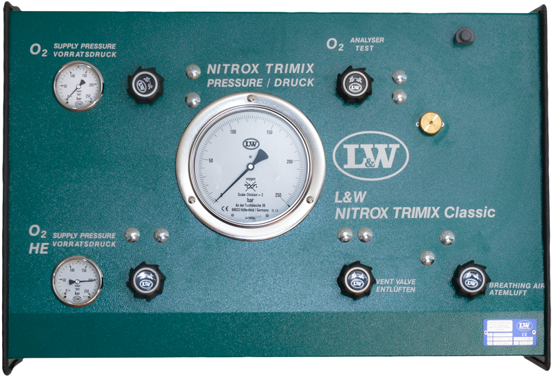 L&W Nitrox und Trimix Mischanlage L&W Nitrox und Trimix Mischanlage
